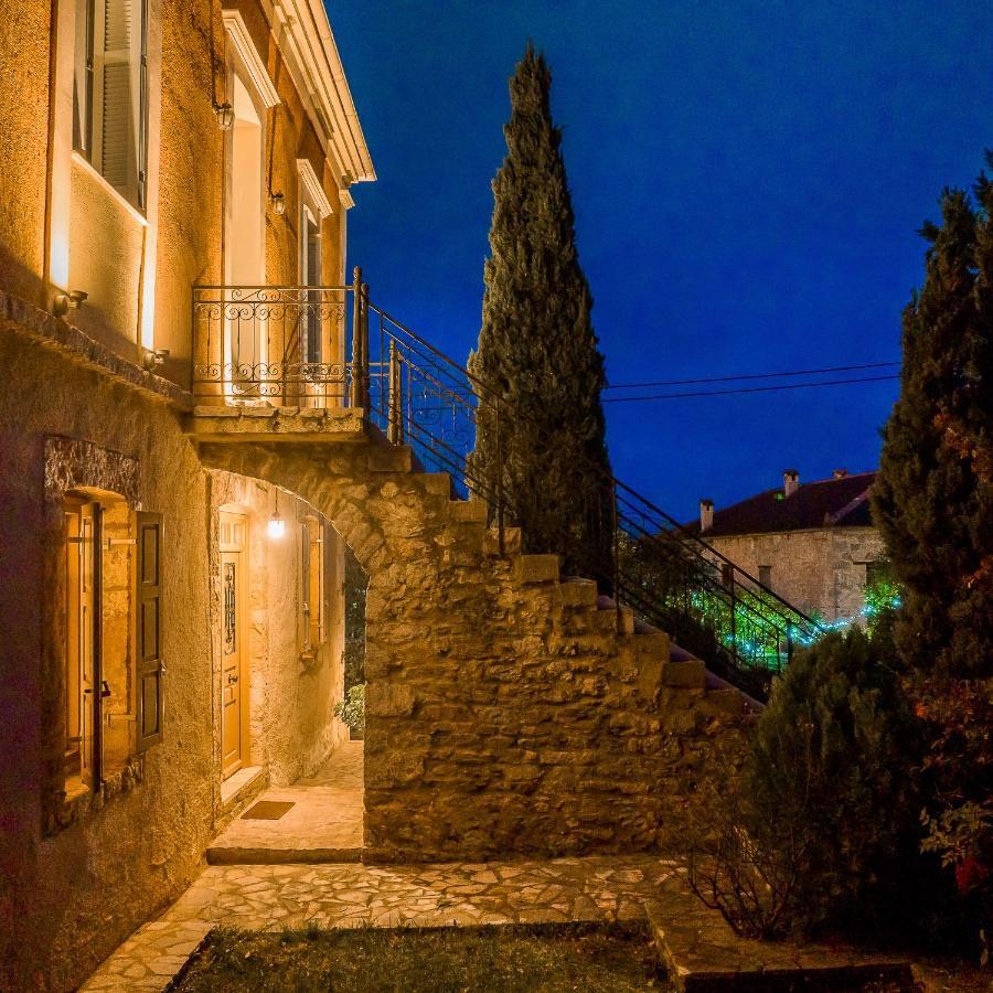 Hotel Archontiko Parnassus Dadi Amfiklia Exteriér fotografie
