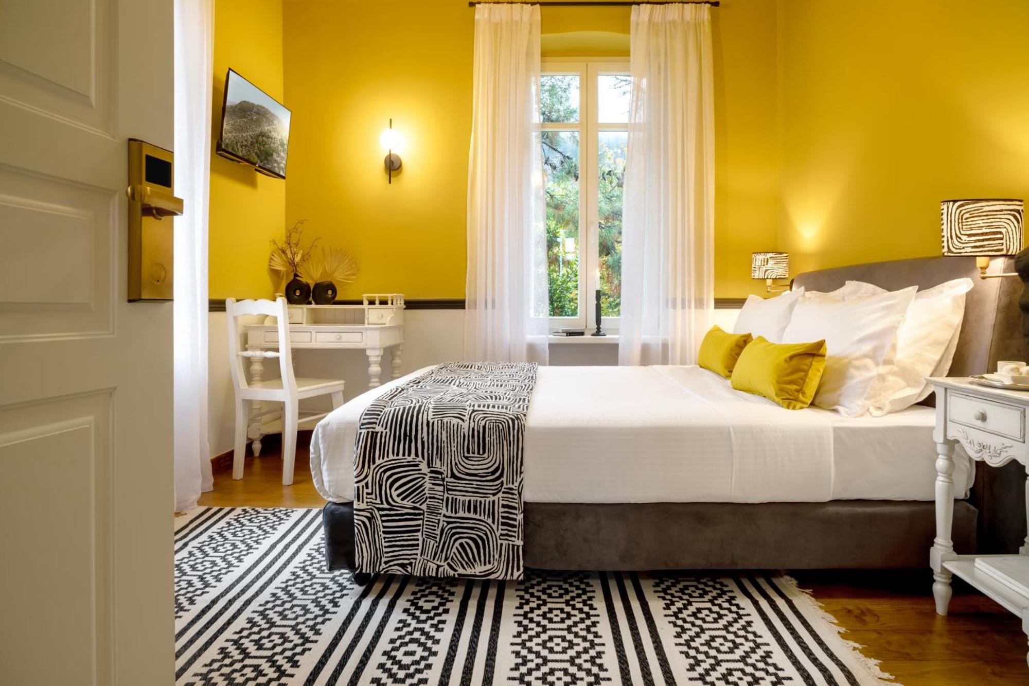 Hotel Archontiko Parnassus Dadi Amfiklia Exteriér fotografie